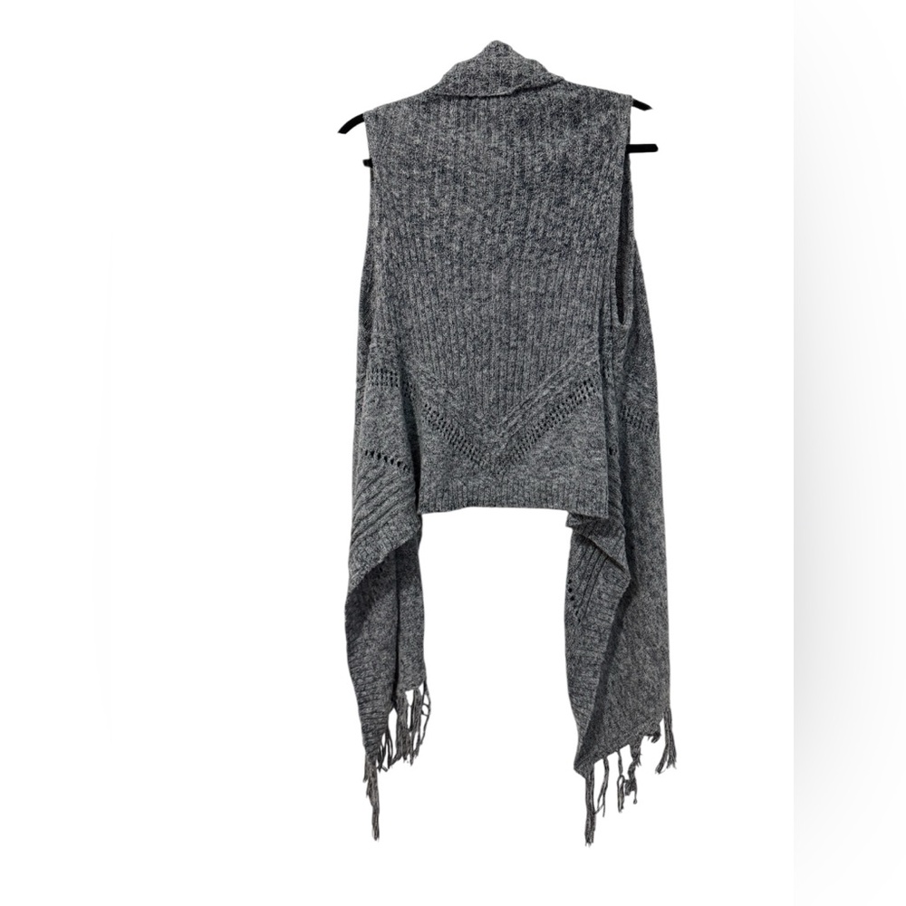 Romeo & Juliet Open Front Grey Fringe Vest (Size S) - Picture 2 of 6